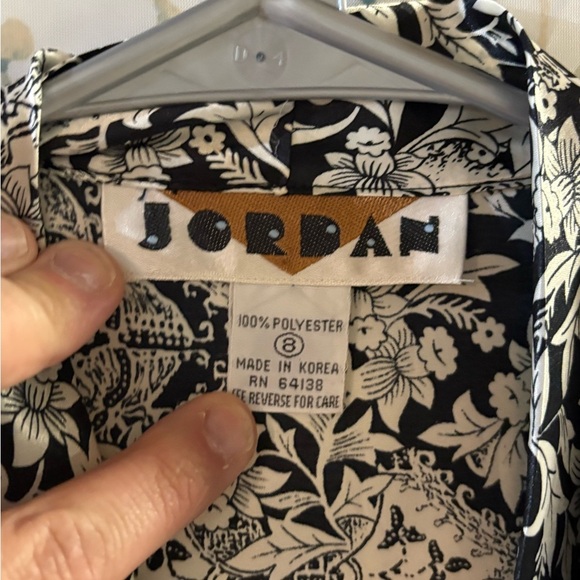 Vintage Floral Black and White Women's Top - Picture 5 of 10